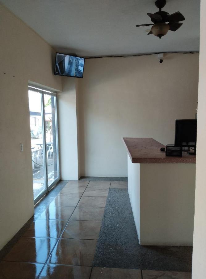 Hotel Puerta Del Sol Бара де Навидад Екстериор снимка